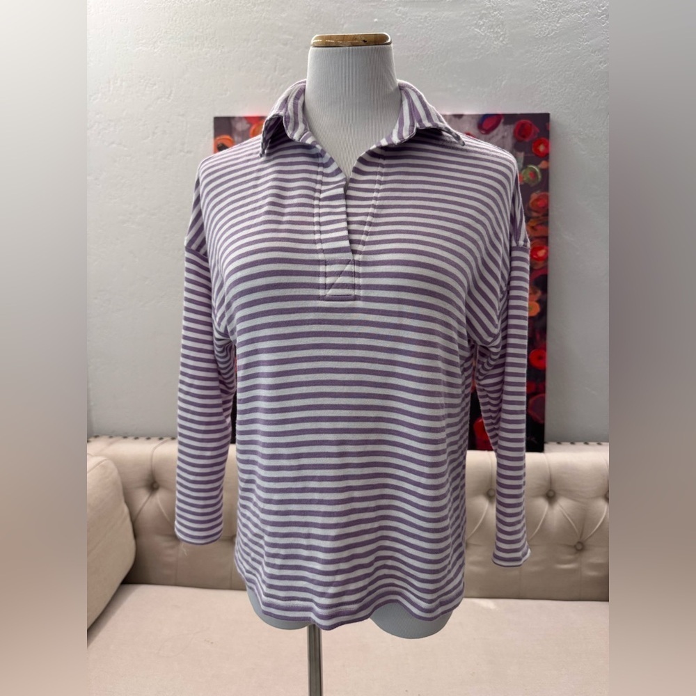 SARA CAMPELL butter soft light weight purple striped sweater M